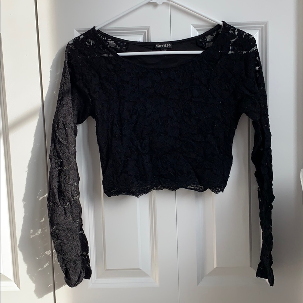 Black lace long sleeve crop top